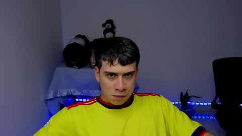 Lian online show from December 10, 4:02 am