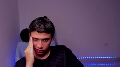 Lian online show from December 20, 3:36 am