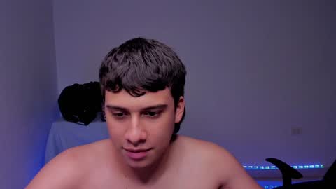 Lian online show from December 21, 1:36 am