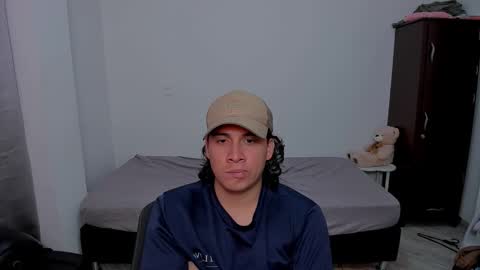 Lian online show from February 17, 1:24 am