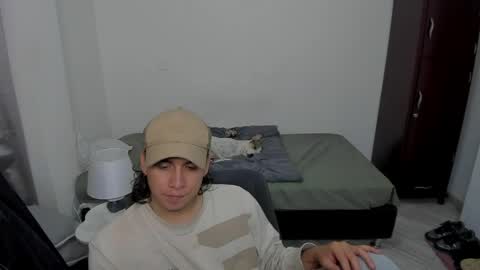 Lian online show from May 2, 11:43 pm