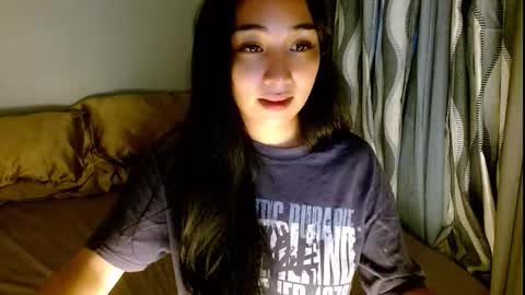 Lilly online show from March 11, 4:29 am