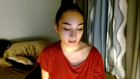 Lilly online show from March 26, 7:03 am