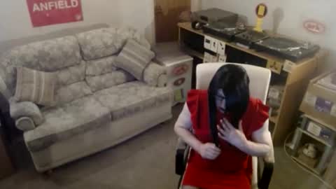 sweetlouise69 online show from February 20, 7:14 pm