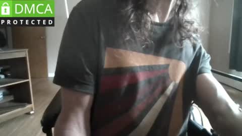 Snapshot of sweetman4u75 chatting on April 15, 4:47 pm Sweet Man online show from April 15, 4:47 pm
