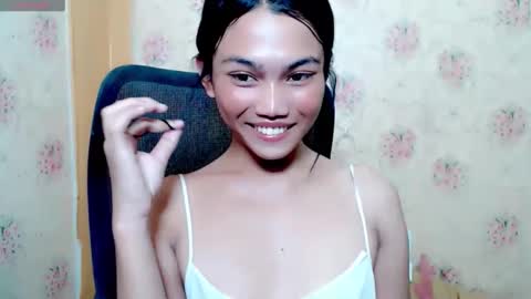 Nia online show from November 9, 5:17 am