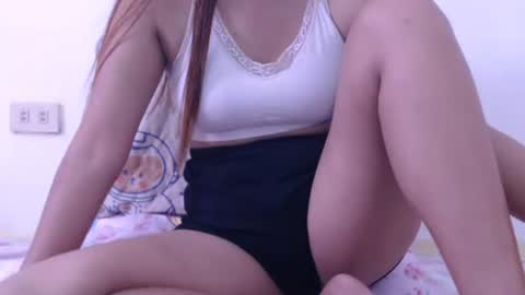 Snapshot of sweetness002 chatting on October 13, 1:05 am NESS online show from October 13, 1:05 am