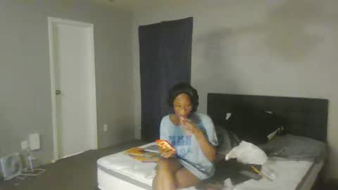 Snapshot of sweetness_cool chatting on February 3, 3:48 am sweetness_cool online show from February 3, 3:48 am