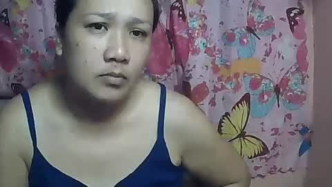 Snapshot of sweetnipples1987 chatting on February 16, 1:36 am sweetnipples1987 online show from February 16, 1:36 am