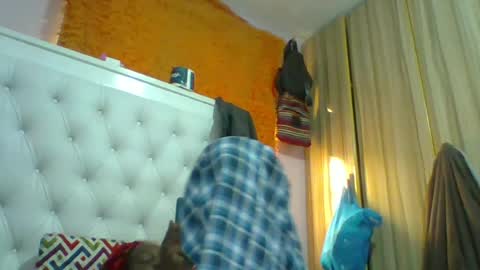 Snapshot of sweetnovah chatting on June 1, 8:05 am Novah girlie online show from June 1, 8:05 am