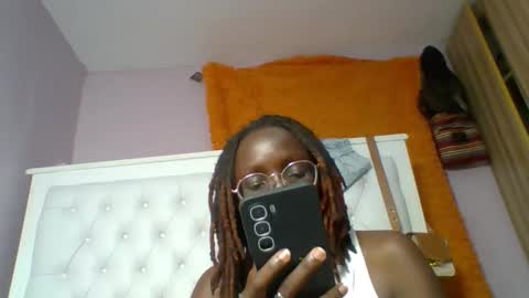 Snapshot of sweetnovah chatting on June 4, 5:30 pm Novah girlie online show from June 4, 5:30 pm