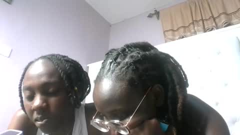 Snapshot of sweetnovah chatting on June 11, 12:32 am Novah girlie online show from June 11, 12:32 am