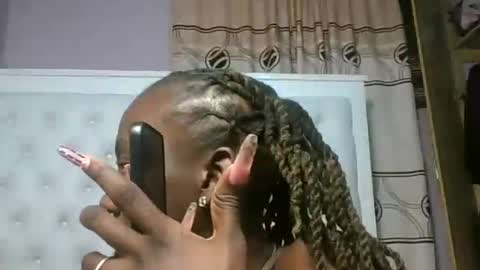 Snapshot of sweetnovah chatting on July 15, 6:13 pm Novah girlie online show from July 15, 6:13 pm