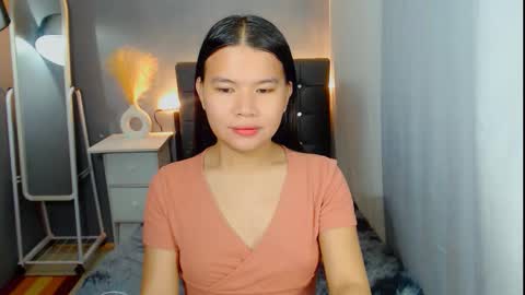 Snapshot of sweetnwildts chatting on November 24, 2:00 am Ghena online show from November 24, 2:00 am