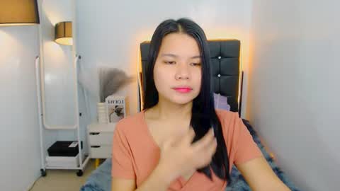 Snapshot of sweetnwildts chatting on July 13, 4:37 am Ghena online show from July 13, 4:37 am
