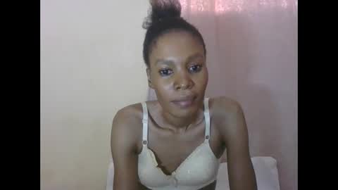 ESTHER online show from March 30, 1:45 pm