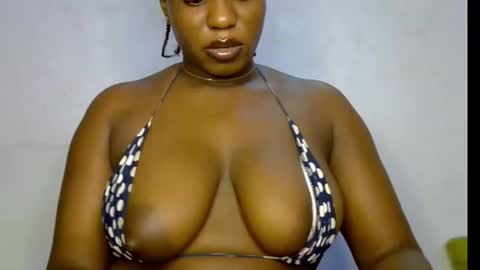 LILY BRANDY online show from March 1, 8:55 pm