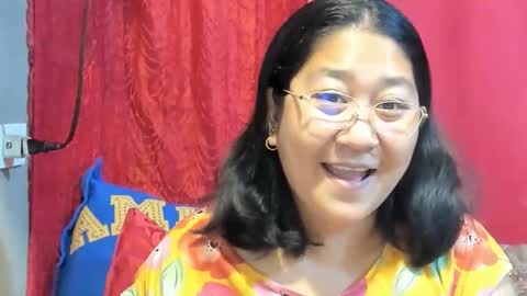 Snapshot of sweetpilipina88 chatting on February 25, 10:08 pm MIA online show from February 25, 10:08 pm