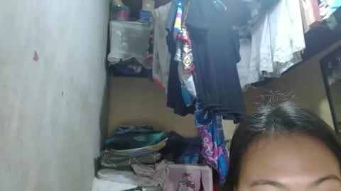 Snapshot of sweetpinnay chatting on February 9, 7:27 am sweetpinnay online show from February 9, 7:27 am