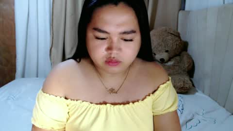 Snapshot of sweetprincess_athena chatting on June 21, 4:31 pm Princess Ella online show from June 21, 4:31 pm