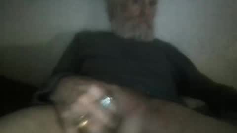 Snapshot of sweetpussylicks chatting on April 25, 3:09 am sweetpussylicks online show from April 25, 3:09 am