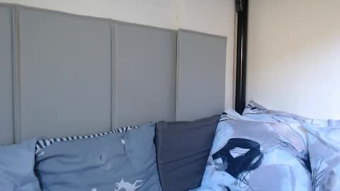 Snapshot of sweetraffy18 chatting on September 25, 12:25 am Raffy online show from September 25, 12:25 am