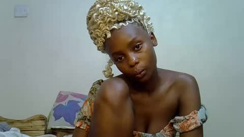 Snapshot of sweetrall chatting on March 3, 9:10 pm Lilly online show from March 3, 9:10 pm