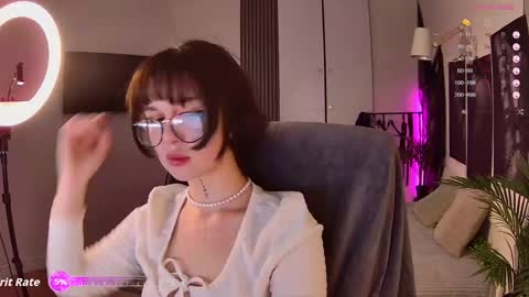 Alice online show from May 24, 8:25 pm