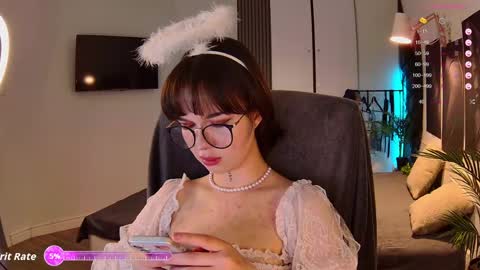 Alice online show from May 26, 8:38 pm