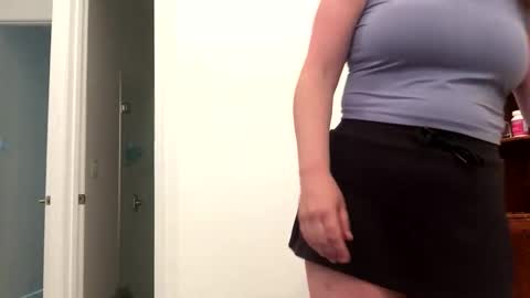 Snapshot of sweetrosiered chatting on April 13, 2:22 pm sweetrosiered online show from April 13, 2:22 pm