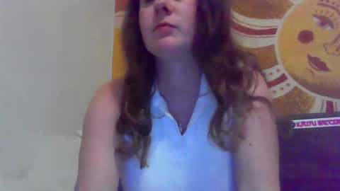 Snapshot of sweetrosiered chatting on May 3, 1:11 am sweetrosiered online show from May 3, 1:11 am