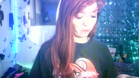 Snapshot of sweetsin_21 chatting on January 14, 11:27 pm MEGHAN LOPEZ online show from January 14, 11:27 pm