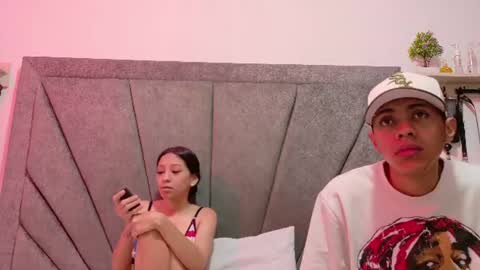 Miel and Leo online show from June 24, 12:15 pm