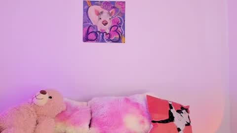 Snapshot of sweetsofi_12 chatting on July 11, 6:54 pm Sofia sweet online show from July 11, 6:54 pm