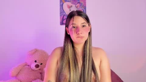 Snapshot of sweetsofi_12 chatting on July 15, 8:36 pm Sofia sweet online show from July 15, 8:36 pm