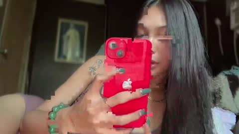 yanny online show from October 28, 3:10 am