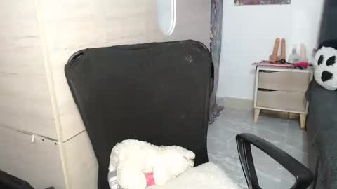 sweett_candy1 online show from November 25, 2:33 am