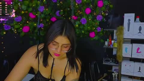 Molly -  INDEPENDENT MODEL online show from May 7, 11:54 pm