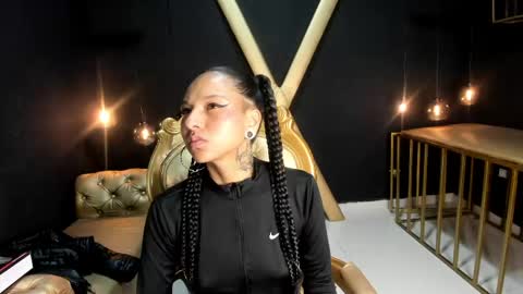 Sweett pleasure online show from May 18, 2:45 pm