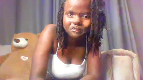 sweettreat77 online show from June 9, 7:14 pm