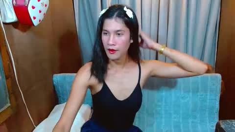 sweetvictoria2000 online show from March 5, 8:32 am