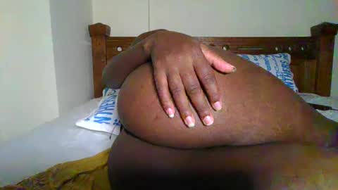 Cute vixen online show from December 3, 10:29 pm