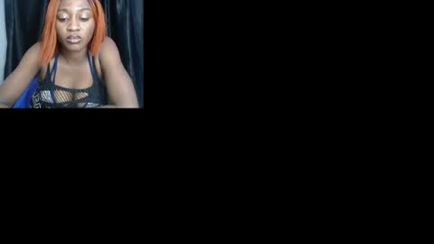Snapshot of sweetxdesire chatting on May 17, 9:00 pm sweetxdesire online show from May 17, 9:00 pm