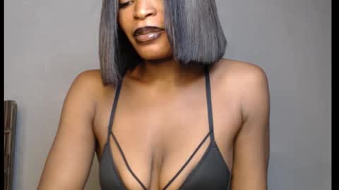 sweetxxboobsx online show from March 18, 8:28 am