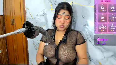 LINA online show from May 12, 11:51 am