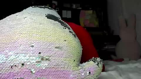 Snapshot of sweety_cum chatting on June 6, 1:54 am Mia online show from June 6, 1:54 am