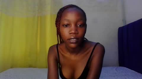 Snapshot of sweety_melanin chatting on April 20, 8:50 am Vickky online show from April 20, 8:50 am