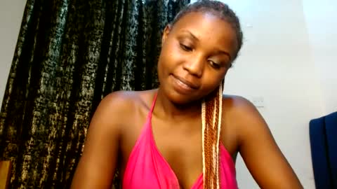 Snapshot of sweety_spixxy chatting on June 21, 3:58 pm Dolly online show from June 21, 3:58 pm