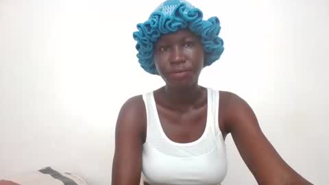 sweevagina22 online show from January 7, 7:22 am