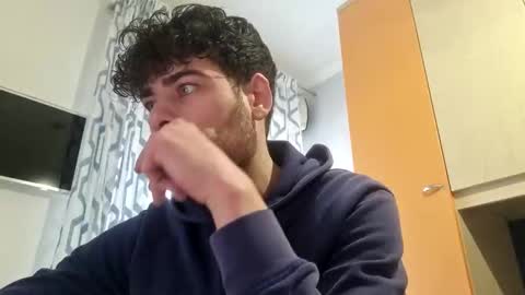 Emanuele online show from March 3, 4:03 pm